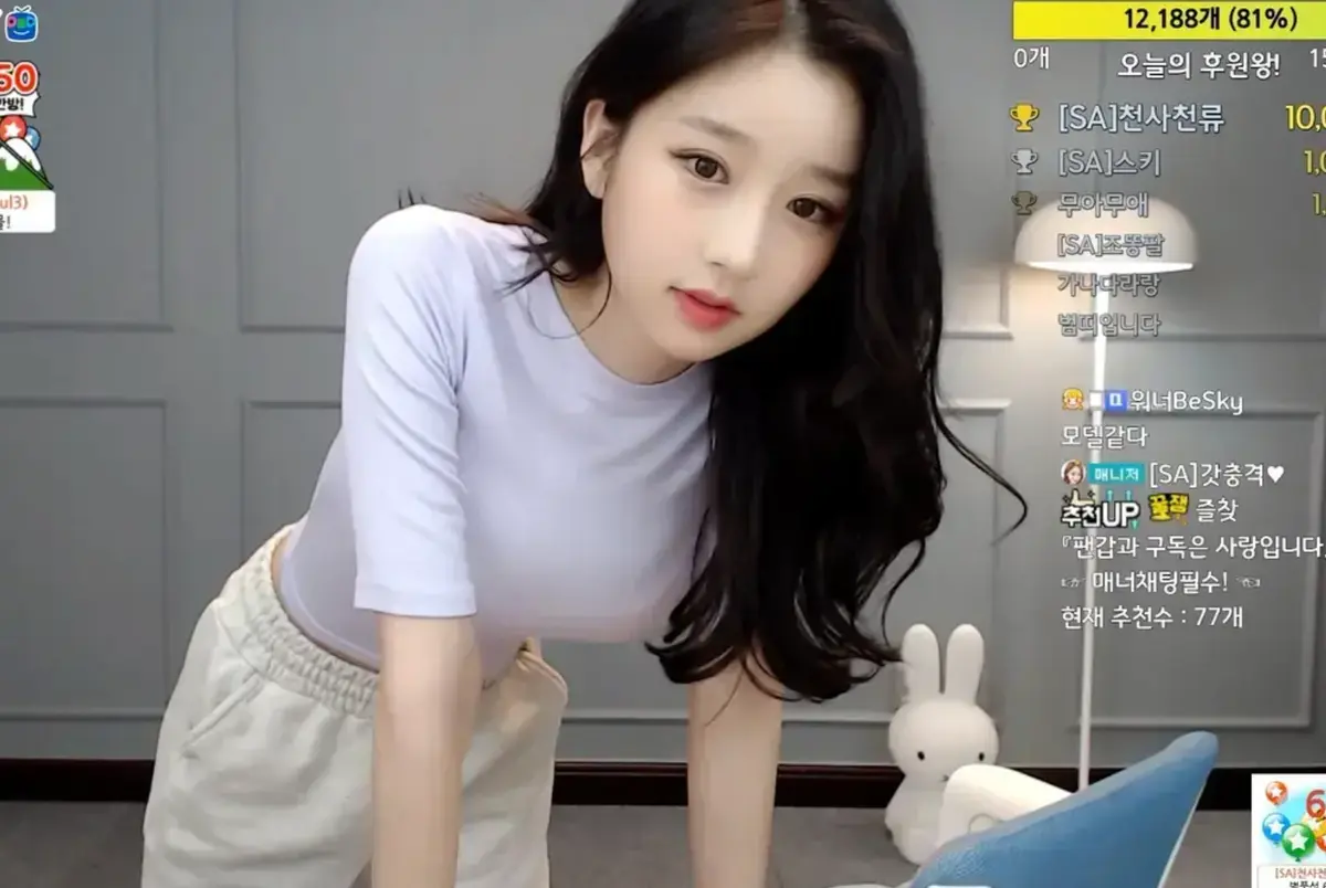 《抖音风徐雅》每日大赛封神名场面实录-OnlyFans高清无修未删减-10月完整版在线观看-高能名场面精选加长合集新鲜上线-抖音风徐雅大赛封神瞬间每日全记录